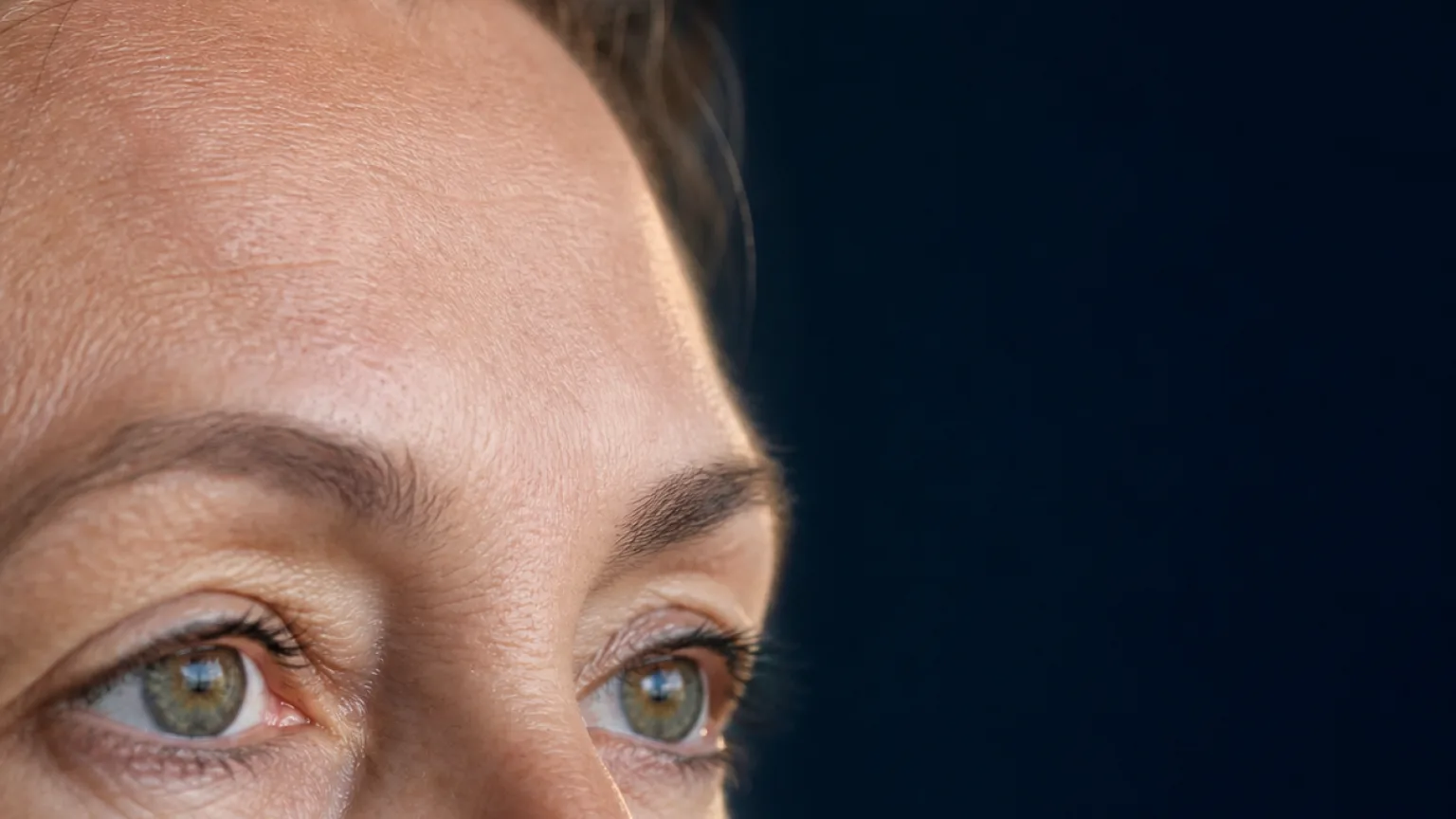 Natural eye area showing hooded upper eyelids