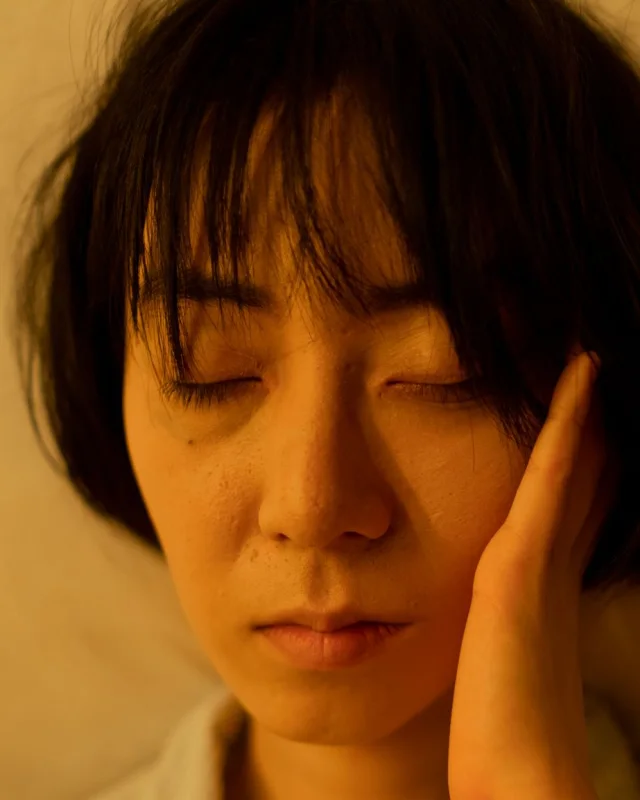 Natural image showing dull, uneven skin