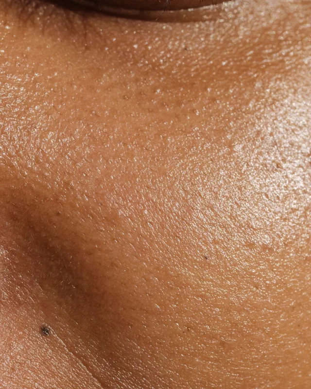 Natural image showing uneven texture