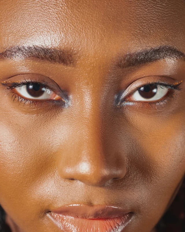 Natural image showing uneven texture